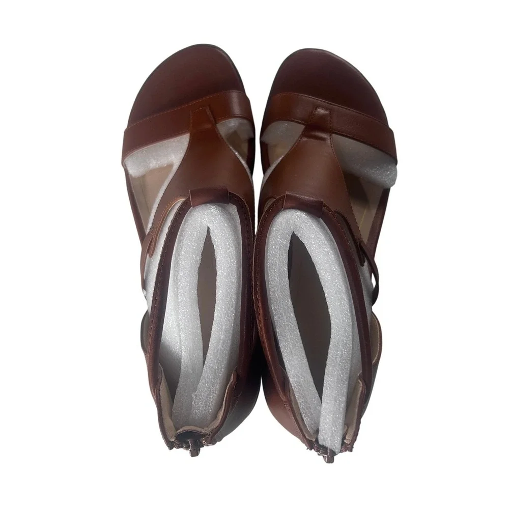 Journee Collection Trayle Tan Vegan Leather Wedge Sandals Women Size 10M Zip NEW